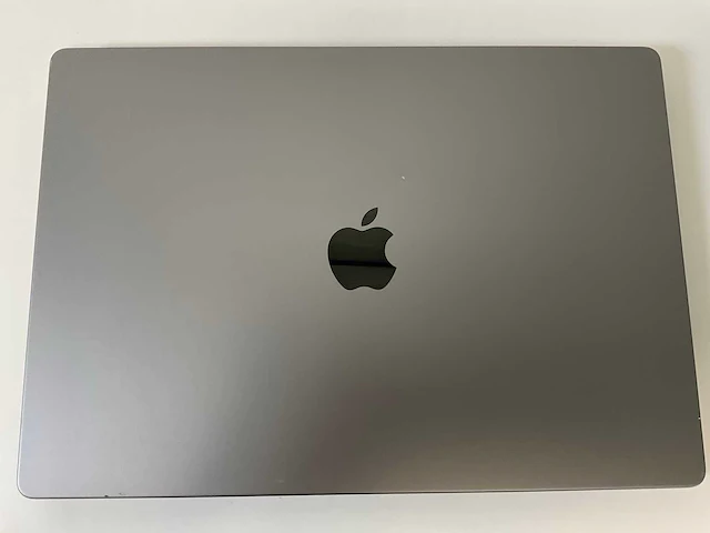 Apple macbook pro 16”, apple m1 pro, 32 gb ram, 500 gb nvme laptop - afbeelding 5 van  7