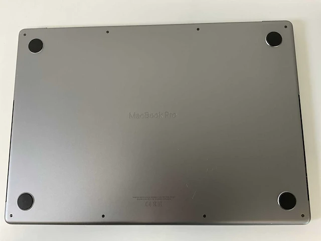 Apple macbook pro 16”, apple m1 pro, 32 gb ram, 500 gb nvme laptop - afbeelding 6 van  7