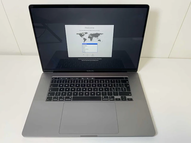 Apple macbook pro 16”, core(tm) i7 9th gen, 16 gb ram, 500 gb nvme, amd radeon pro 5500m 4 gb laptop - afbeelding 1 van  7