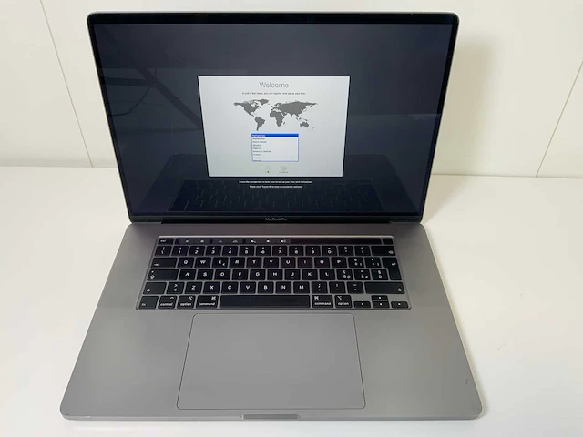 Apple macbook pro 16”, core(tm) i7 9th gen, 16 gb ram, 500 gb nvme, amd radeon pro 5500m 4 gb laptop - afbeelding 1 van  1