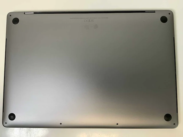 Apple macbook pro 16”, core(tm) i7 9th gen, 16 gb ram, 500 gb nvme, amd radeon pro 5500m 4 gb laptop - afbeelding 6 van  7