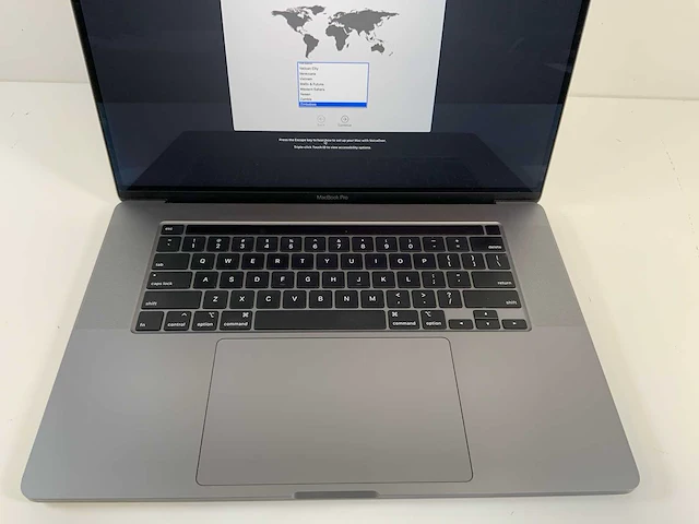 Apple macbook pro 16", core(tm) i7 9th gen, 16 gb ram, 500 gb nvme, amd radeon pro 5500m 4 gb laptop - afbeelding 4 van  7