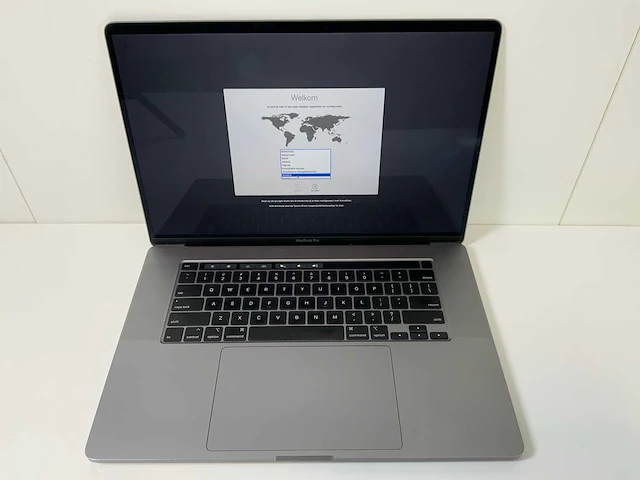 Apple macbook pro 16”, core(tm) i7 9th gen, 16 gb ram, 500 gb nvme, amd radeon pro 5500m 4 gb laptop - afbeelding 1 van  7