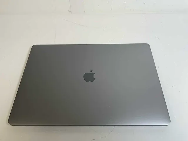Apple macbook pro 16", core(tm) i7 9th gen, 16 gb ram, 500 gb nvme, amd radeon pro 5500m 4gb laptop - afbeelding 4 van  6