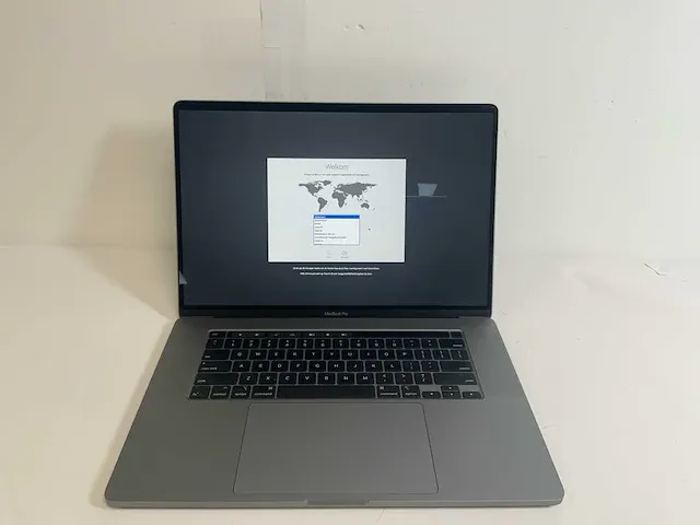 Apple macbook pro 16", core(tm) i7 9th gen, 16 gb ram, 500 gb nvme, amd radeon pro 5500m 4gb laptop - afbeelding 2 van  6