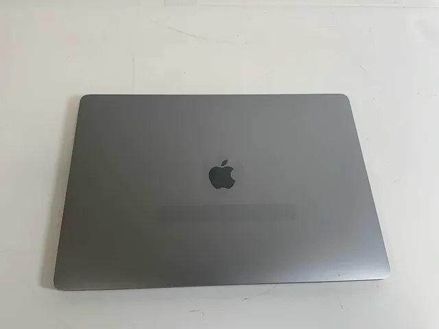 Apple macbook pro 16", core(tm) i7 9th gen, 16 gb ram, 500 gb nvme, amd radeon pro 5500m 4gb laptop - afbeelding 1 van  6