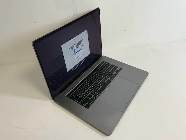 Apple macbook pro 16", core(tm) i7 9th gen, 16 gb ram, 500 gb nvme, amd radeon pro 5500m 4gb laptop - afbeelding 6 van  6