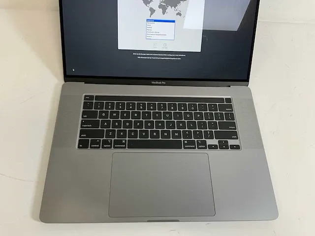 Apple macbook pro 16", core(tm) i7 9th gen, 16 gb ram, 500 gb nvme, amd radeon pro 5500m 4gb laptop - afbeelding 2 van  6