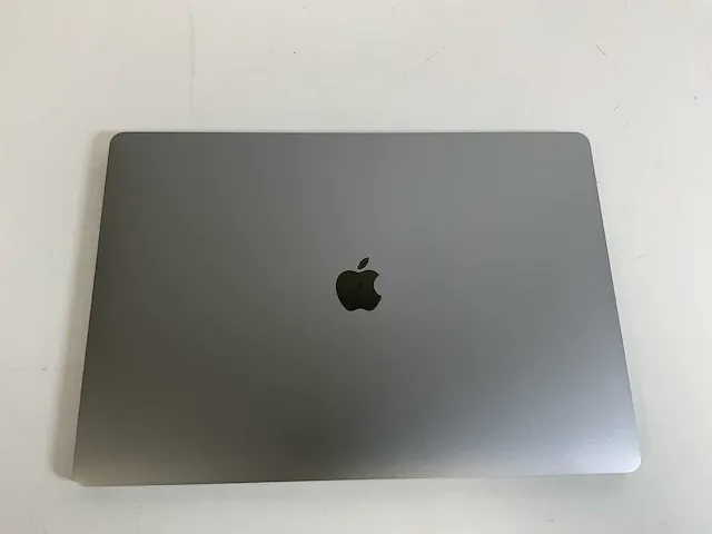 Apple macbook pro 16", core(tm) i7 9th gen, 16 gb ram, 500 gb nvme, amd radeon pro 5500m 4gb laptop - afbeelding 1 van  6
