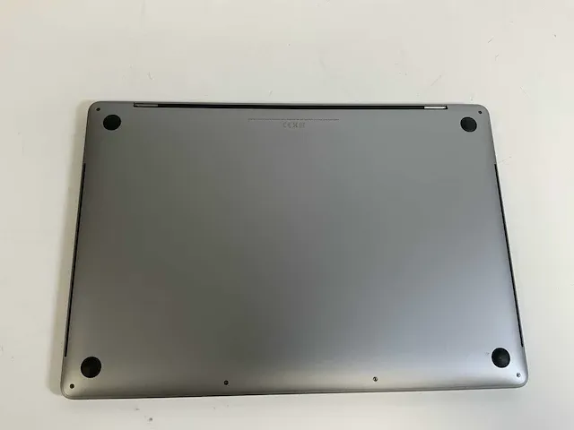 Apple macbook pro 16", core(tm) i7 9th gen, 16 gb ram, 500 gb nvme, amd radeon pro 5500m 4gb laptop - afbeelding 3 van  6