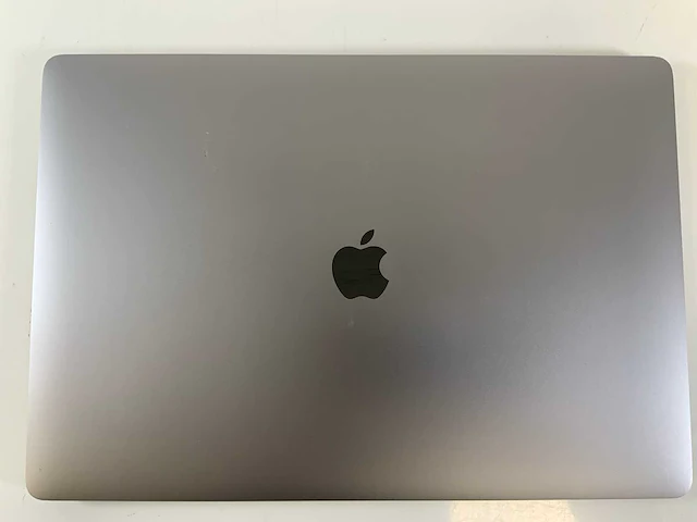 Apple macbook pro 16", core(tm) i7 9th gen, 16 gb ram, 500 gb nvme, amd radeon rx 5500m 4 gb laptop - afbeelding 5 van  7