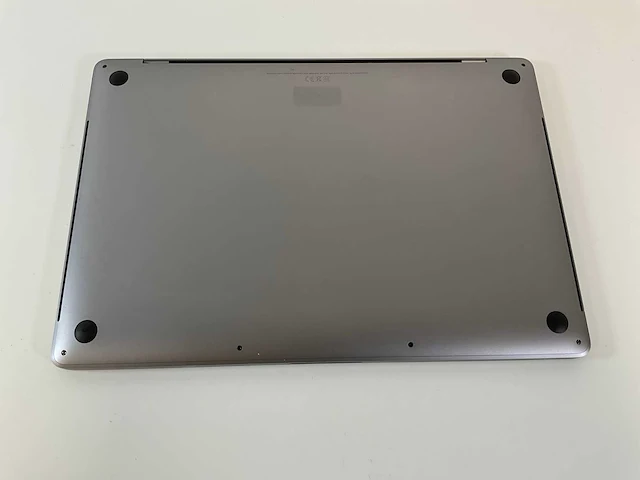 Apple macbook pro 16”, core(tm) i7 9th gen, 16 gb ram, 500 gb nvme, amd radeon rx 5500m 4 gb laptop - afbeelding 6 van  7