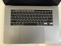 Apple macbook pro 16", core(tm) i7 9th gen, 16 gb ram, 500 gb nvme, amd radeon rx pro 5500m 4 gb laptop - afbeelding 4 van  7