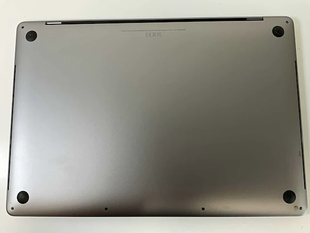 Apple macbook pro 16”, core(tm) i7 9th gen, 32 gb ram, 1 tb nvme, amd radeon pro 5500m 4 gb laptop - afbeelding 6 van  7