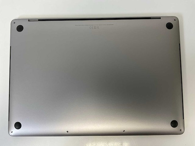Apple macbook pro 16”, core(tm) i7 9th gen, 32 gb ram, 1 tb nvme, amd radeon pro 5500m 4 gb laptop - afbeelding 6 van  8