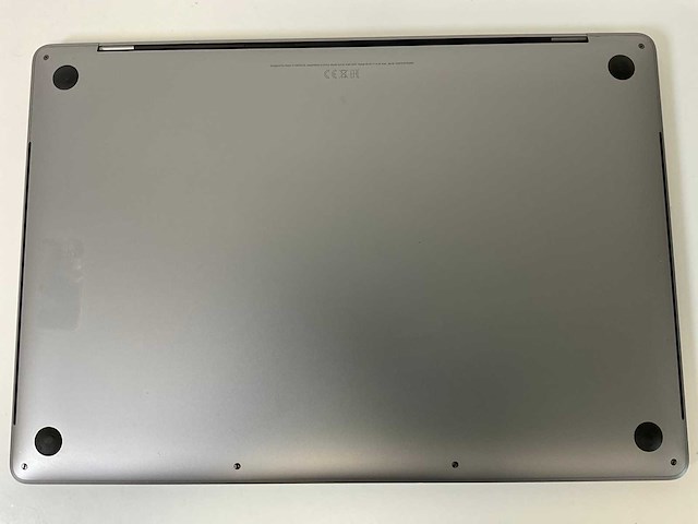 Apple macbook pro 16”, core(tm) i7 9th gen, 32 gb ram, 1 tb nvme, amd radeon rx pro 5500m 4 gb laptop - afbeelding 6 van  7