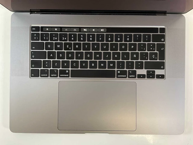 Apple macbook pro 16”, core(tm) i7 9th gen, 32 gb ram, 500 gb nvme, amd radeon rx 5500 4 gb laptop - afbeelding 4 van  7