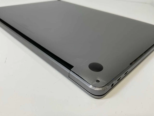 Apple macbook pro 16”, core(tm) i7 9th gen, 32 gb ram, 500 gb nvme, amd radeon rx pro 5500m 4 gb laptop - afbeelding 8 van  8