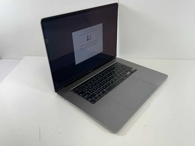 Apple macbook pro 16", core(tm) i7 9th gen, 32 gb ram, 500 gb nvme, amd radeon rx pro 5500m 4 gb laptop - afbeelding 2 van  7