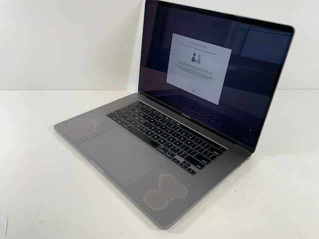 Apple macbook pro 16", core(tm) i7 9th gen, 32 gb ram, 500 gb nvme, amd radeon rx pro 5500m 4 gb laptop - afbeelding 3 van  6