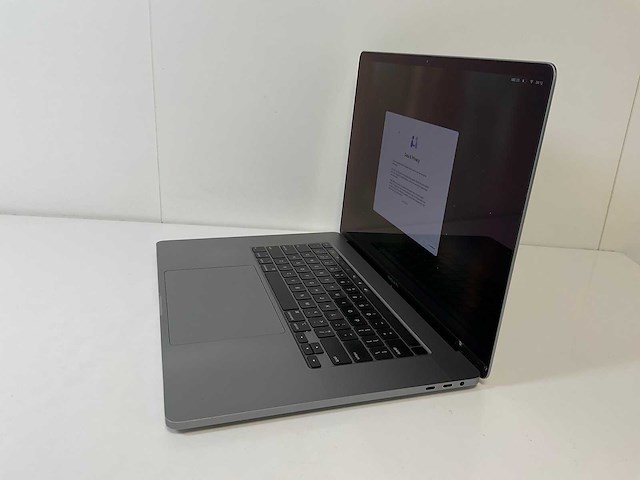 Apple macbook pro 16”, core(tm) i7 9th gen, 32 gb ram, 512 gb nvme, amd radeon pro 5300m 4 gb laptop - afbeelding 3 van  8