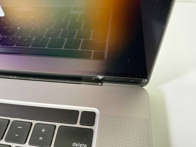 Apple macbook pro 16”, core(tm) i7 9th gen, 32 gb ram, 512 gb nvme, amd radeon pro 5300m 4 gb laptop - afbeelding 8 van  8