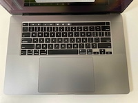 Apple macbook pro 16”, core(tm) i7 9th gen, 32 gb ram, 512 gb nvme, amd radeon pro 5300m 4 gb laptop - afbeelding 4 van  8