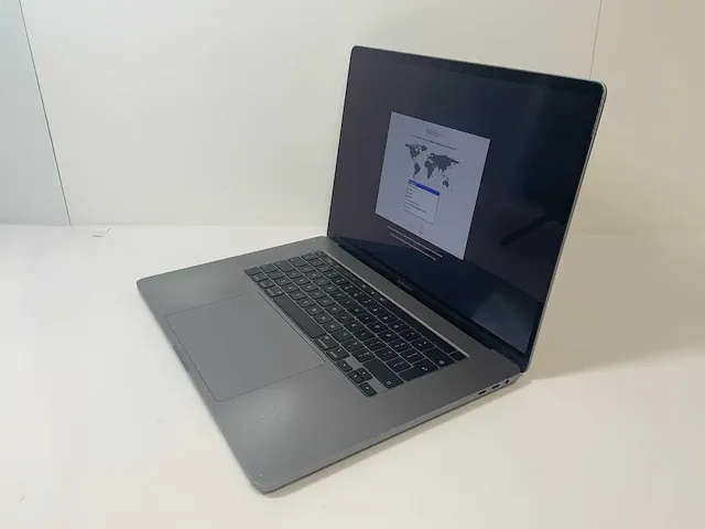 Apple macbook pro 16”, core(tm) i9 9th gen, 16 gb ram, 1 tb nvme, amd radeon pro 5500m 4 gb laptop - afbeelding 2 van  6