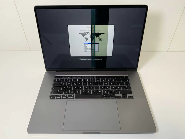 Apple macbook pro 16”, core(tm) i9 9th gen, 16 gb ram, 1 tb nvme, amd radeon pro 5500m 4 gb laptop - afbeelding 1 van  7