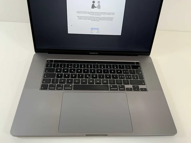 Apple macbook pro 16", core(tm) i9 9th gen, 16 gb ram, 1 tb nvme, amd radeon pro 5500m 4 gb laptop - afbeelding 4 van  7