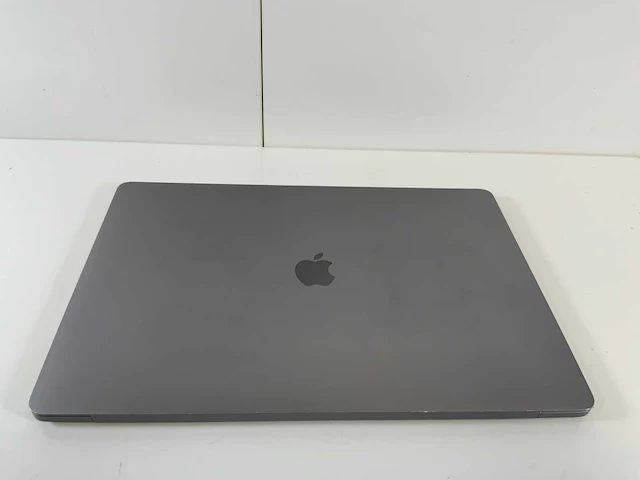 Apple macbook pro 16", core(tm) i9 9th gen, 16 gb ram, 1 tb nvme, amd radeon pro 5500m 4 gb laptop - afbeelding 5 van  7