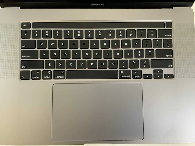 Apple macbook pro 16", core(tm) i9 9th gen, 16 gb ram, 1 tb nvme, amd radeon pro 5500m 4 gb laptop - afbeelding 4 van  7