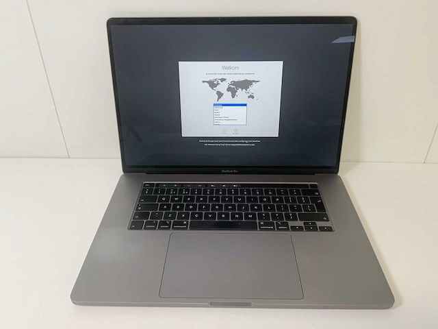 Apple macbook pro 16”, core(tm) i9 9th gen, 16 gb ram, 1 tb nvme, amd radeon pro 5500m 4 gb laptop - afbeelding 1 van  7