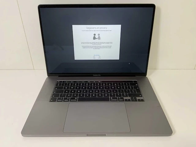 Apple macbook pro 16”, core(tm) i9 9th gen, 32 gb ram, 1 tb nvme, amd radeon pro 5500m 8 gb laptop - afbeelding 1 van  7