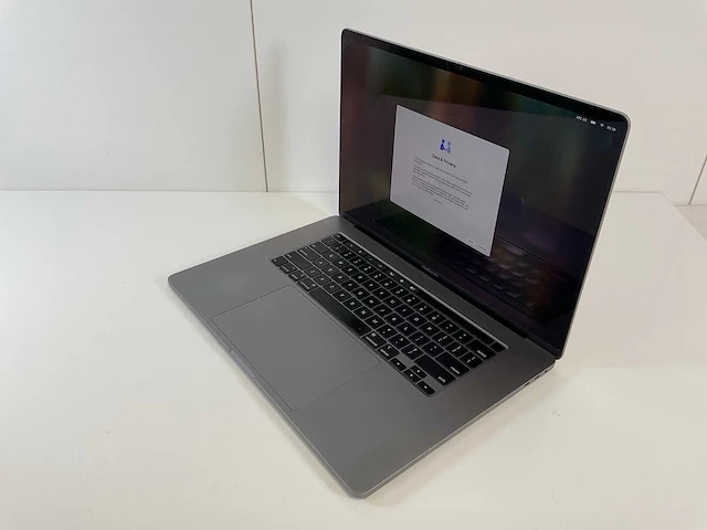 Apple macbook pro 16”, core(tm) i9 9th gen, 32 gb ram, 1 tb nvme laptop - afbeelding 3 van  7