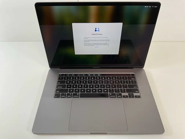 Apple macbook pro 16”, core(tm) i9 9th gen, 32 gb ram, 1 tb nvme laptop - afbeelding 1 van  7