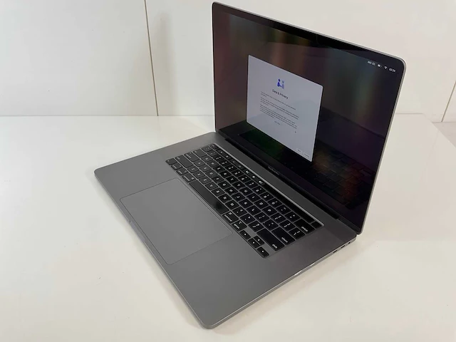 Apple macbook pro 16”, core(tm) i9 9th gen, 32 gb ram, 1 tb nvme laptop - afbeelding 3 van  7