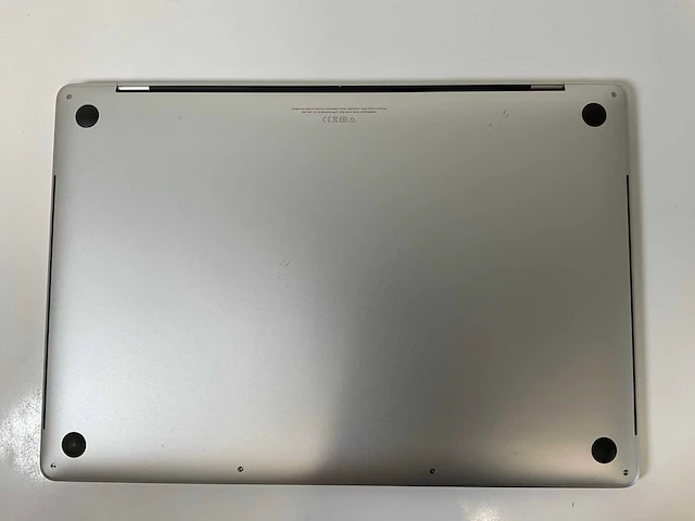 Apple macbook pro 16”, hexacore i7, 32 gb ram, 512 gb ssd, amd radeon pro 5300m 4 gb laptop - afbeelding 6 van  7