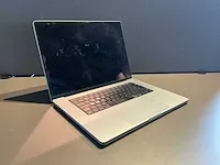 Apple macbook pro 16 inch (a2780) laptop