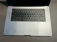 Apple macbook pro 16 inch (a2780) laptop - afbeelding 2 van  7