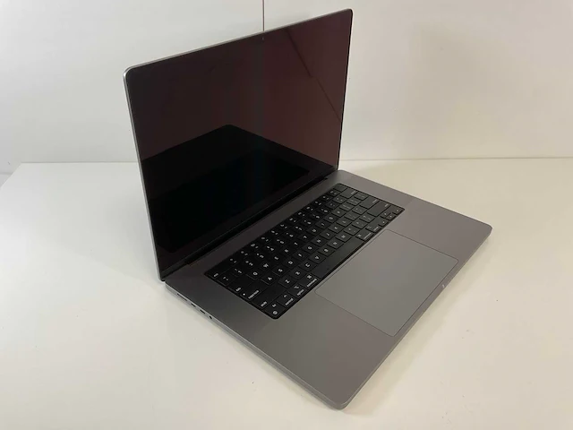 Apple macbook pro 16”, m1 max, 64 gb ram, 1 tb nvme laptop - afbeelding 2 van  7