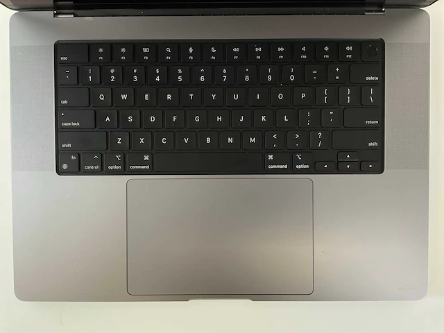 Apple macbook pro 16”, m1 pro, 16 gb ram, 500 gb nvme laptop - afbeelding 4 van  7