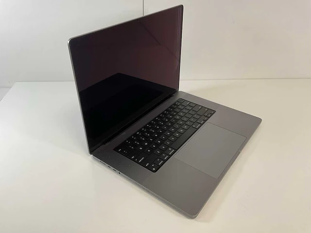 Apple macbook pro 16”, m1 pro, 16 gb ram, 512 gb nvme laptop - afbeelding 2 van  7