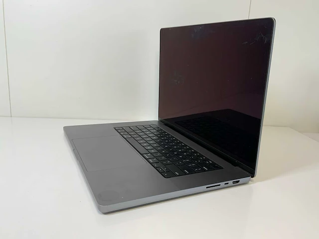 Apple macbook pro 16”, m1 pro, 32 gb ram, 500 gb ssd laptop - afbeelding 3 van  7