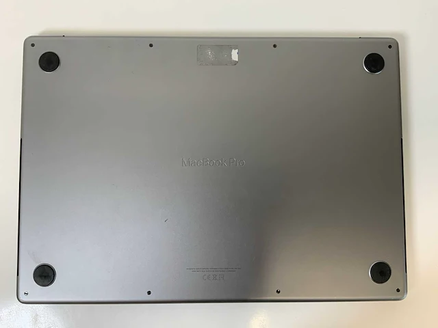 Apple macbook pro 16”, m1 pro, 32 gb ram, 500 gb ssd laptop - afbeelding 6 van  7