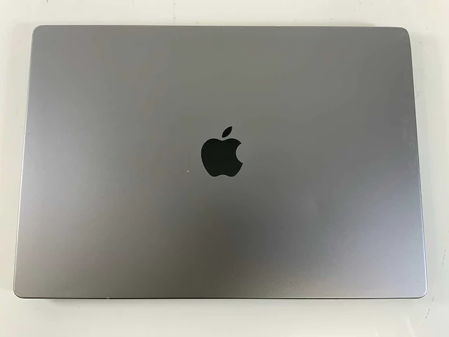 Apple macbook pro 16", m1 pro, 32 gb ram, 500 gb ssd laptop - afbeelding 5 van  8