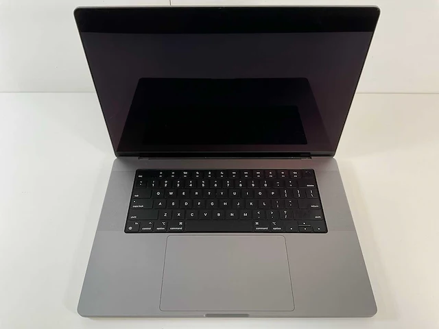 Apple macbook pro 16”, m1 pro, 32 gb ram, 512 gb nvme laptop - afbeelding 1 van  7