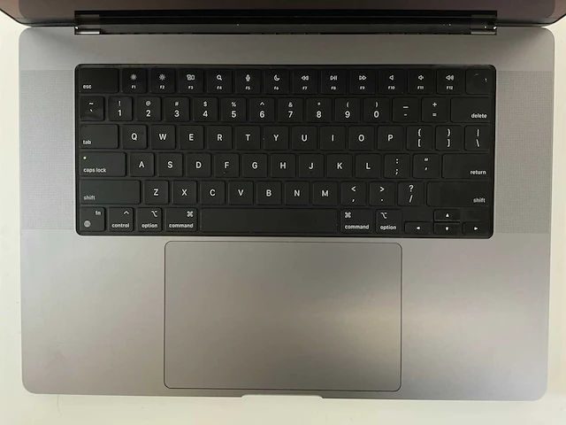 Apple macbook pro 16”, m1 pro, 32 gb ram, 512 gb nvme laptop - afbeelding 4 van  7
