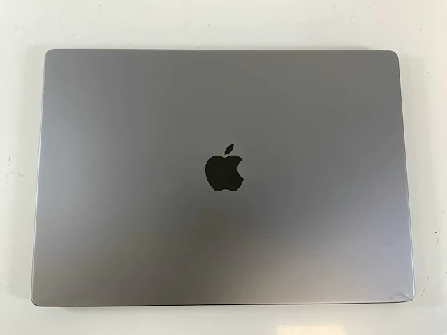 Apple macbook pro 16", m1 pro, 32 gb ram, 512 gb ssd laptop - afbeelding 5 van  7