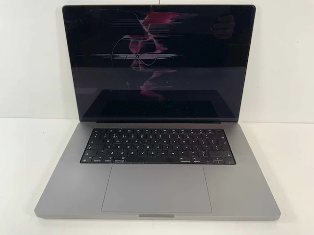 Apple macbook pro 16", m1 pro, 32 gb ram, 512 gb ssd laptop - afbeelding 1 van  7